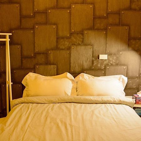 Play House Hotell Tainan Exteriör bild