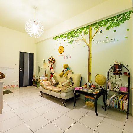 Play House Hotell Tainan Exteriör bild